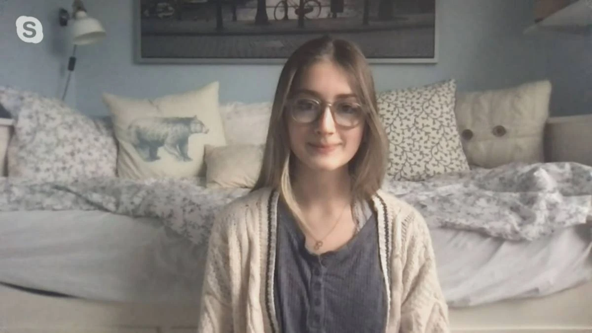 Ontario grade 12 student reacts to schools remaining closed