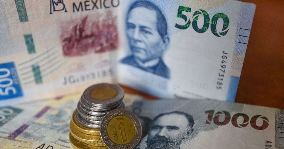 El dólar baja en el día uno del nuevo Gobierno y deja mal a los agoreros del desastre