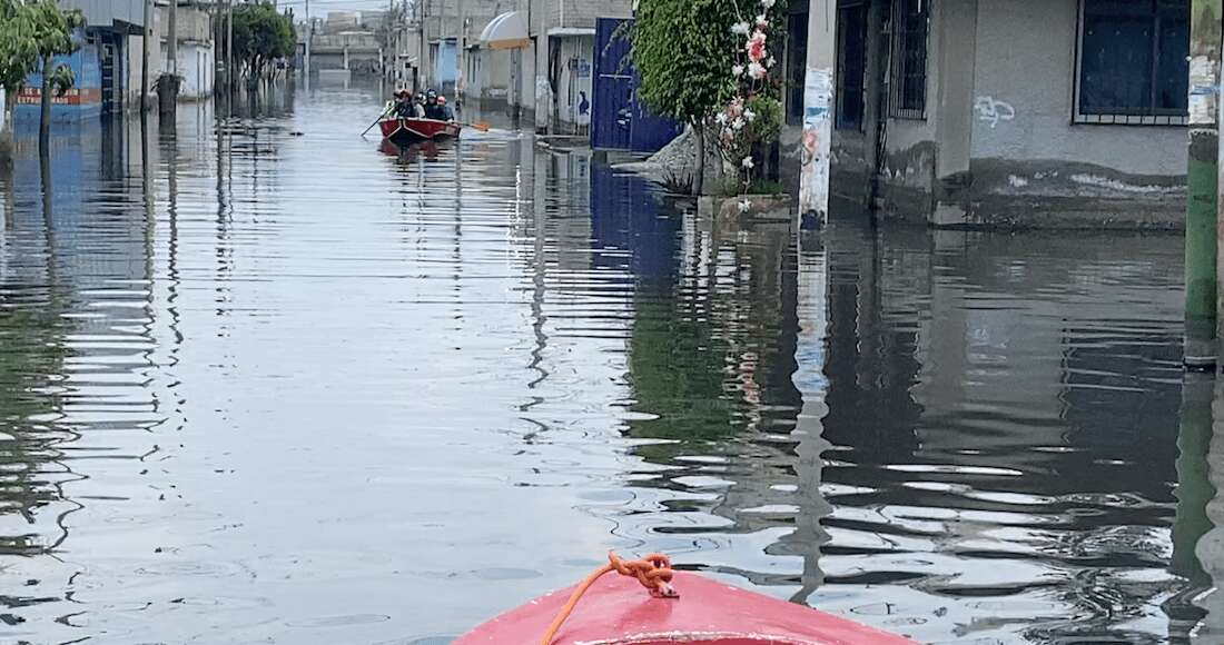 CRÓNICA ¬ Chalco lleva 22 días sumergido y vecinos han perdido todo: muebles, ropa…