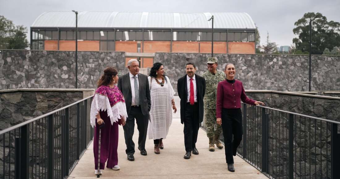 FOTOGALERÍA: AMLO, de la mano de Claudia, abre un Chapultepec renovado a mexicanos