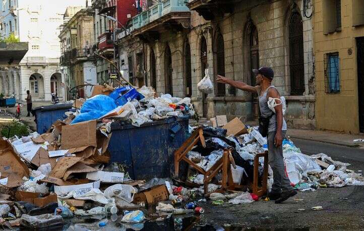 La Havane à Cuba croule sous une accumulation de déchets sans précédent