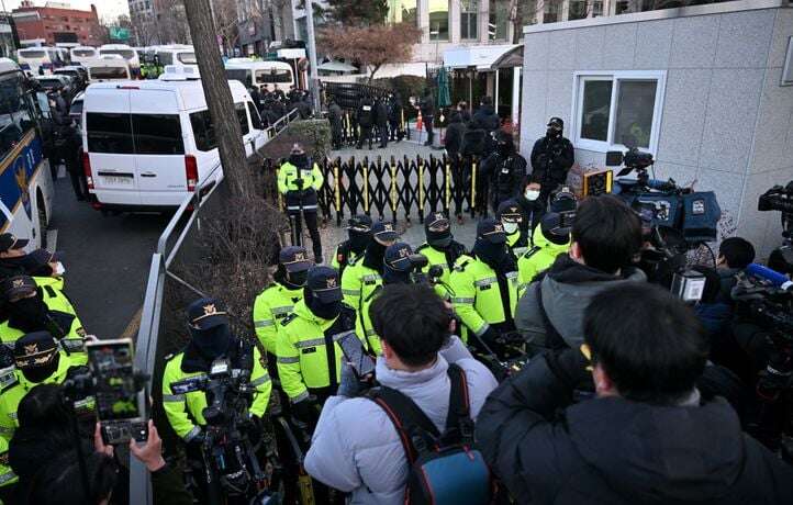 Mandat d’arrêt contre Yoon Suk Yeol. l’armée bloque l’accès à sa résidence