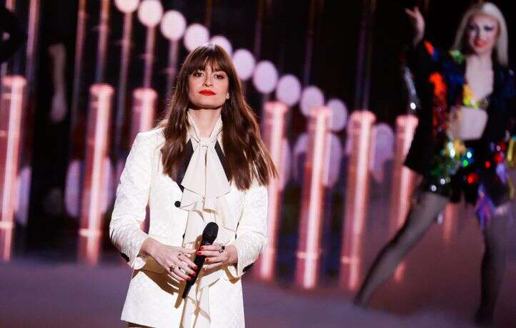 Clara Luciani évoque sa « bonne fée » Françoise Hardy