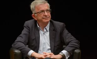 Le sortant Bonneau (PS) devance Nikolic (RN) en Centre-Val-de-Loire