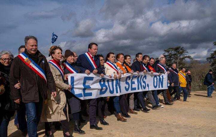 Des parlementaires vont déposer un texte pour que le chantier de l'A69 reprenne