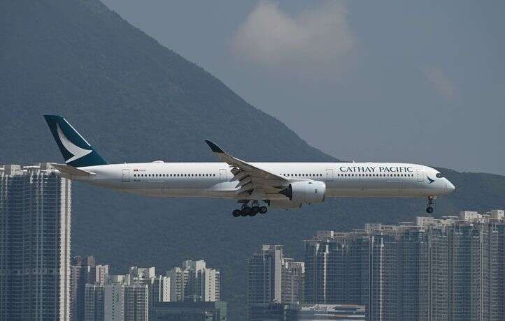 Cathay Pacific immobilise temporairement ses A350 pour un problème moteur