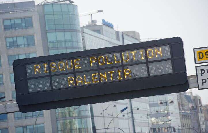 En Ile-de-France, la pollution engendre des milliers d’AVC et cas d’asthme