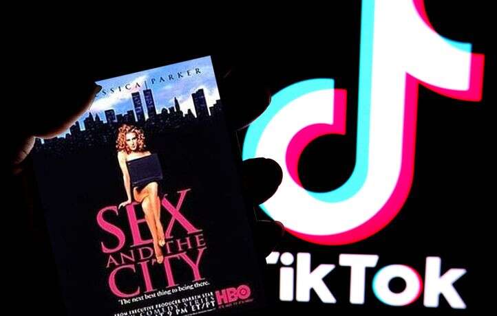 Sur TikTok, des internautes partagent leurs dates façon Carrie Bradshaw