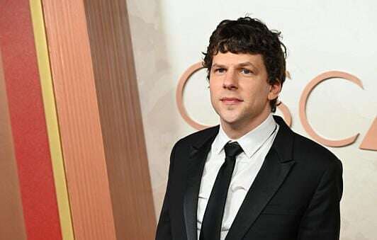 Jesse Eisenberg et Meghan Markle sont dans le Fil des Stars