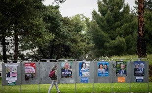Une forte abstention est attendue aux régionales, comment l'expliquer ?