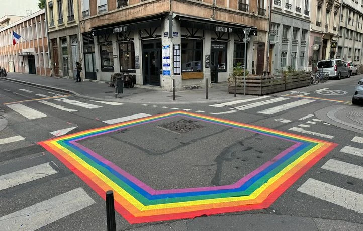 Lyon obtient ses premiers passages piétons en soutien à la cause LGBT+