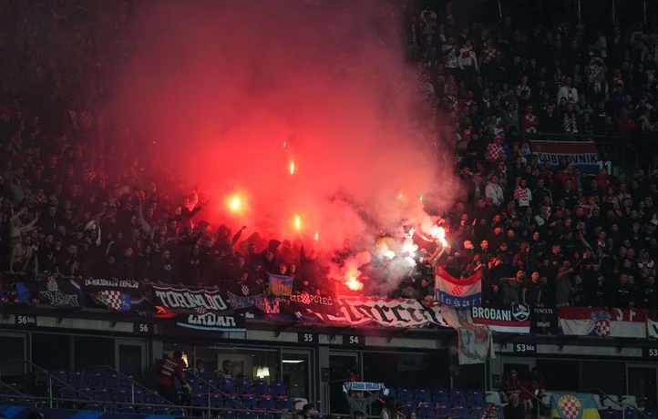 Sept supporteurs croates interpellés pour des saluts nazis à Saint-Denis