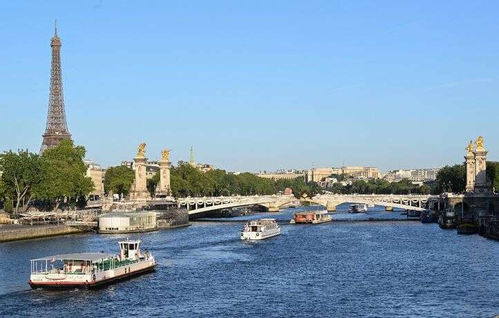 Combien ça rapporte de faire défiler son bateau sur la Seine lors des JO ?