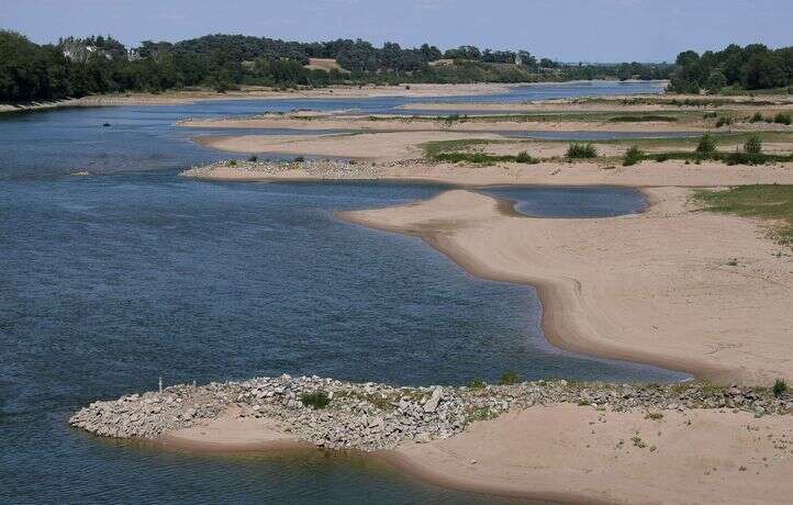 Près de Nantes, des travaux inédits pour remonter le niveau de la Loire