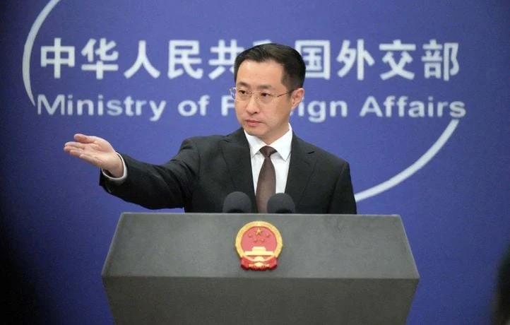 La Chine se fâche, la Russie bombarde et les alliés préparent la suite