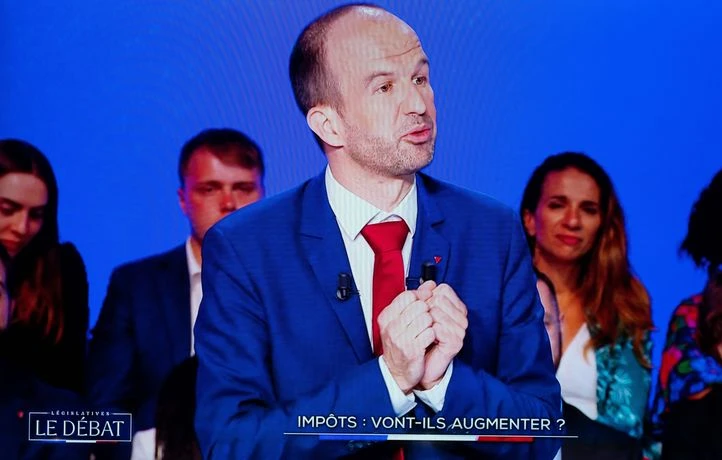 L’immigration rapporte 10 milliards chaque année, comme l’affirme Bompard ?