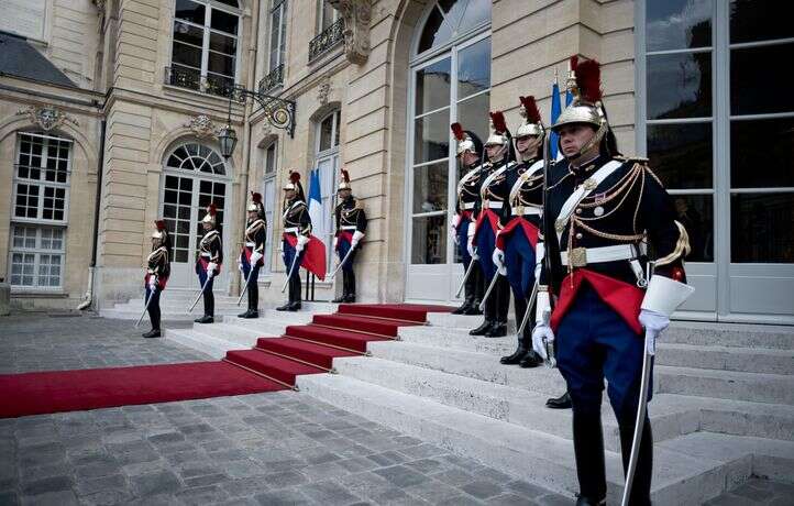 EN DIRECT Futur Premier ministre : Toujours pas de fumée blanche au-dessus de Matignon…