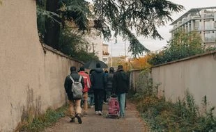 Pourquoi le président de la CNCDH est-il contre la loi immigration ?