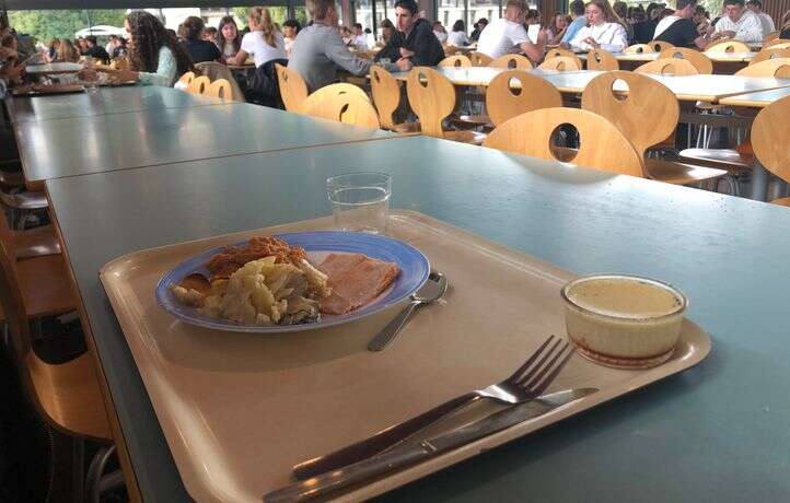 Le repas à 1 euro pour tous les étudiants ? Louis Boyard lance une pétition