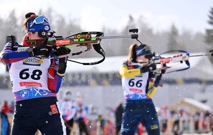 EN DIRECT Biathlon : Braisaz-Bouchet et les Bleues à l'assaut de la grande favorite Preuss... Suivez l'individuel dames avec nous