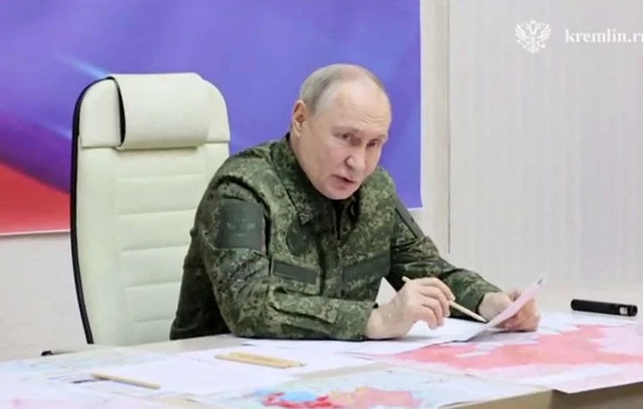 Poutine recrute très large, et les relations entre l’Ukraine et Trump se réchauffent