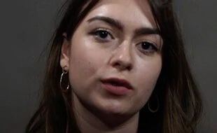 Capucine raconte les violences conjugales qu’elle a subies adolescente