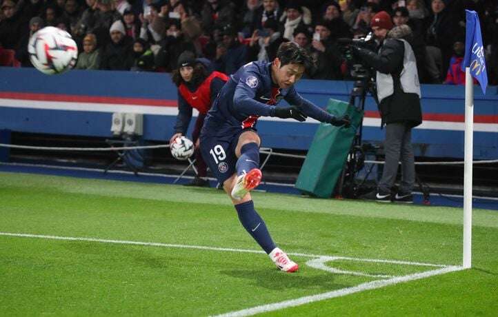 EN DIRECT Espaly - PSG : Une simple formalité pour Paris face à des amateurs... Suivez le match de Coupe de France avec nous dès 20h45...