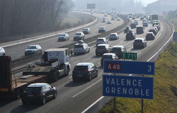 Ça bouchonne sec sur la route des stations de ski