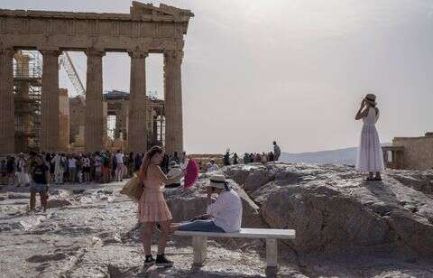 On peut visiter l’Acropole d’Athènes sans touriste (mais ça coûte un bras)