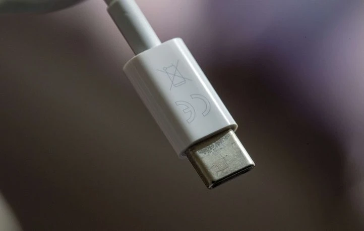 Le chargeur universel devient obligatoire le 28 décembre, ce que ça change