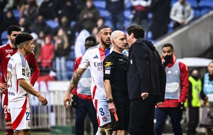 L’arbitre de Brest-Lyon sidéré par le comportement de Paulo Fonseca