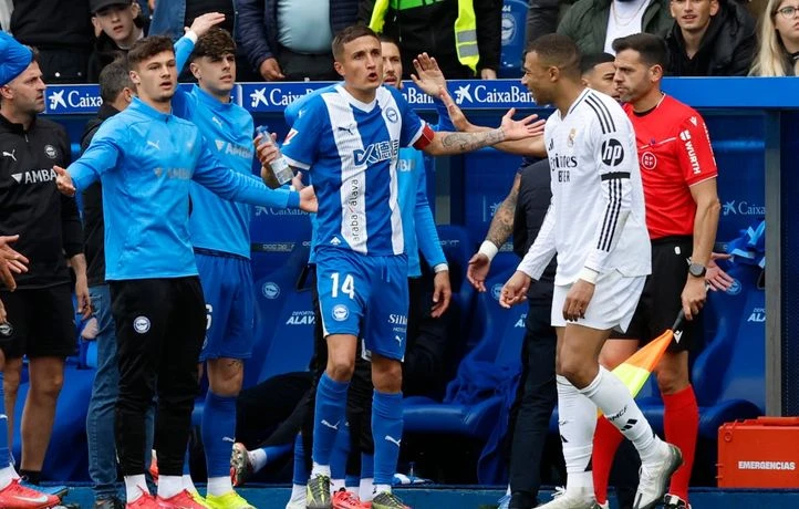 Miracle pour Mbappé, suspendu seulement un match pour sa vilaine semelle