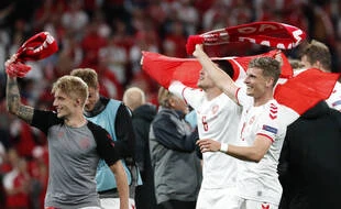 La belle histoire du Danemark, qualifié pour les 8es de l’Euro 2021