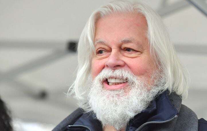 Paul Watson jette l’ancre à Marseille et vise le sommet de l’ONU à Nice