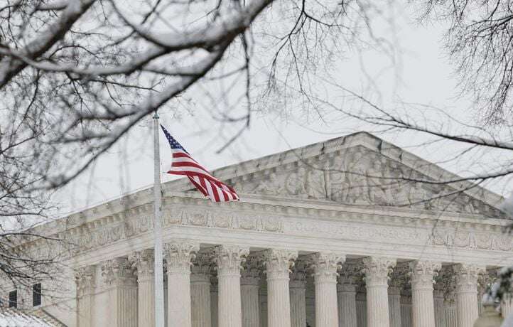 Trump en appelle à la Cour Suprême pour limoger un haut fonctionnaire