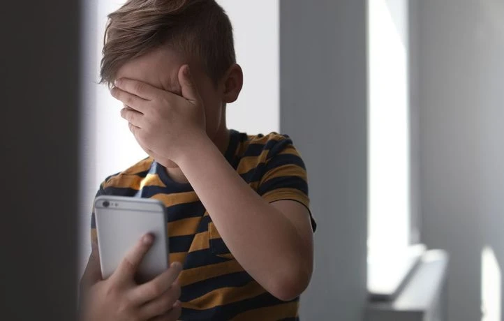 En Italie, ciao les téléphones portables à l’école et au collège