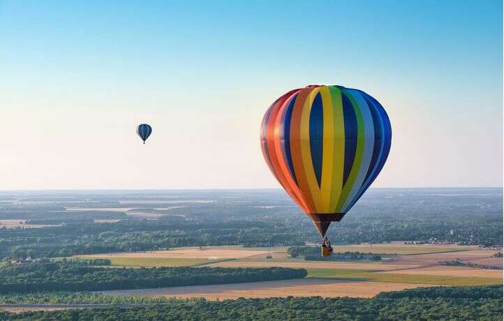 Le décollage d’une montgolfière offre un spectacle fabuleux dans l’Aveyron