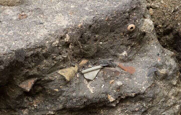 Un bénévole découvre une bague millénaire lors de fouilles en Ecosse