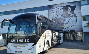 Le bus de l'Amiens SC sillonne les quartiers pour vacciner sans rendez-vous