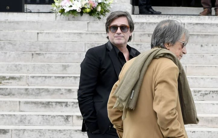 Jacques Dutronc vit avec son fils dans la maison de Françoise Hardy