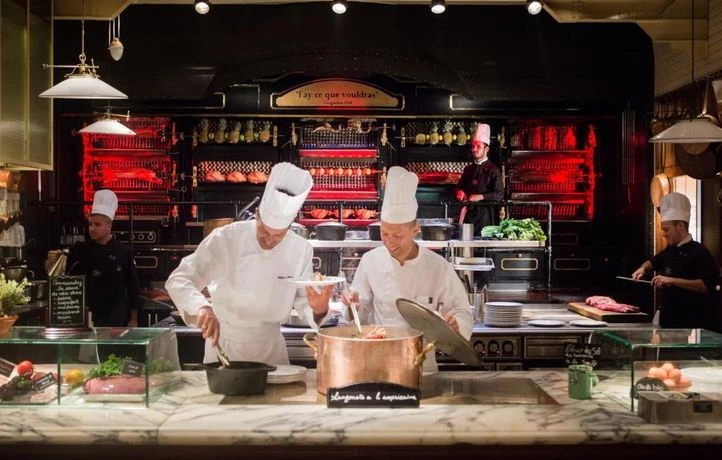 Ce célèbre restaurant passe à la semaine de 3 jours et demi