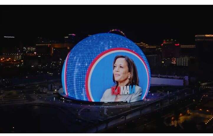 Kamala Harris s’offre une publicité sur la célèbre Sphere de Las Vegas