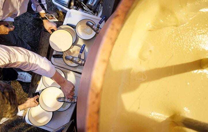 Cocorico ! Le record du monde de la plus grande fondue battu dans le Jura