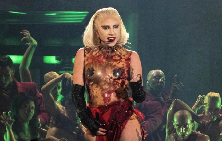 Lady Gaga sort un film sur sa tournée « Chromatica Ball Tour 2022 »