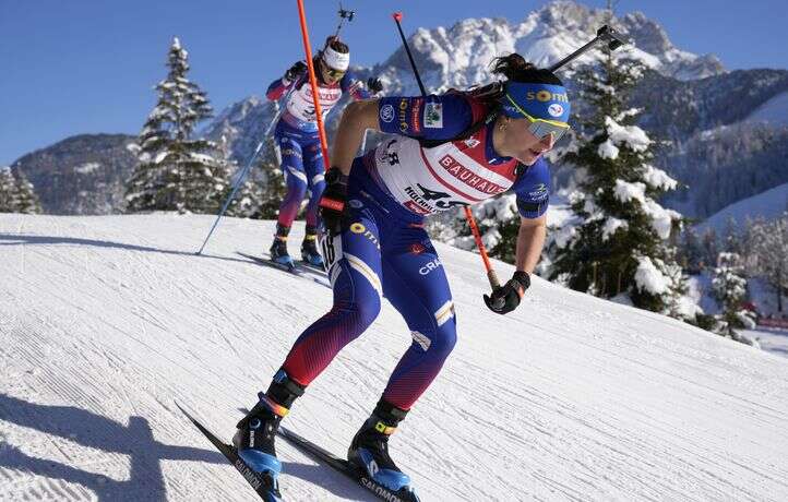 EN DIRECT Biathlon : Julia Simon et les Bleues ont une revanche à prendre en relais