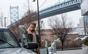 Matthias Schoenaerts broie du film noir (et fait ça très bien)