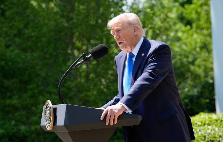 Trump veut réduire les budgets civils pour financer l’armée et la sécurité