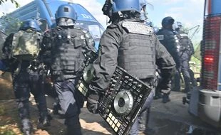 Le préfet n'a donné « aucun ordre de destruction du matériel » des teufeurs
