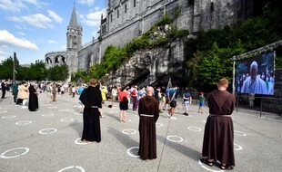 Retour progressif des pèlerinages à Lourdes, principalement français