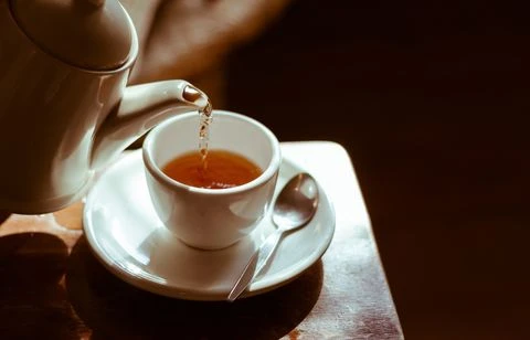 Lait chaud, tisane… Les remèdes de grand-mère pour dormir marchent-ils ?
